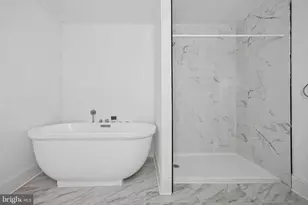 6221 Chew Ave, Philadelphia, PA 19138 - Photo 16