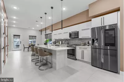 139 W Jefferson Street, Philadelphia, PA 19122 - Photo 1