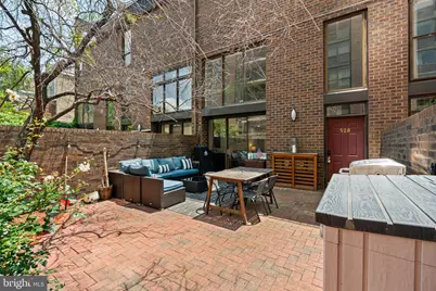 528 Manning Walk #7, Philadelphia, PA 19106 - Photo 1