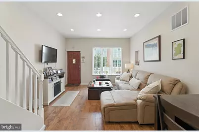 314 Gladstone Street, Philadelphia, PA 19148 - Photo 1