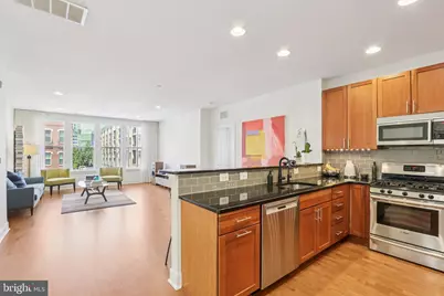 600 S 24th Street #204, Philadelphia, PA 19146 - Photo 1