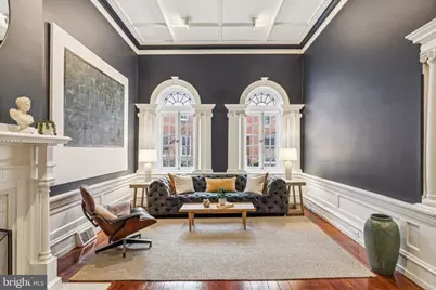 2221 Locust Street, Philadelphia, PA 19103 - Photo 1