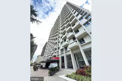 604-36 S Washington Square #1013, Philadelphia, PA 19106 - Photo 1