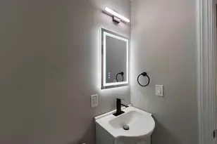 740 S 59th St, Philadelphia, PA 19143 - Photo 22