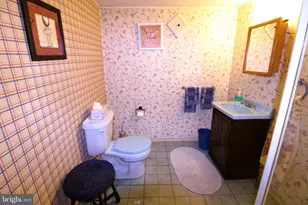 6002 Loretto Ave, Philadelphia, PA 19149 - Photo 24