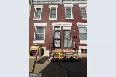 921 W Silver Street, Philadelphia, PA 19133 - Photo 1