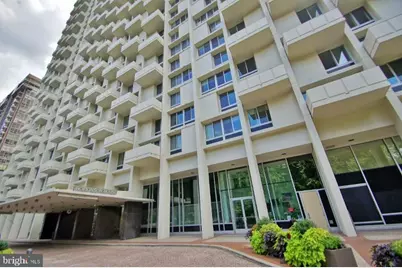 604 S Washington Square #3014, Philadelphia, PA 19106 - Photo 1