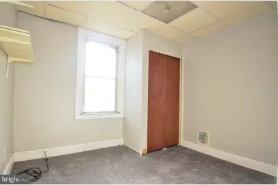 7246 Grays Avenue, Philadelphia, PA 19142 - Photo 18