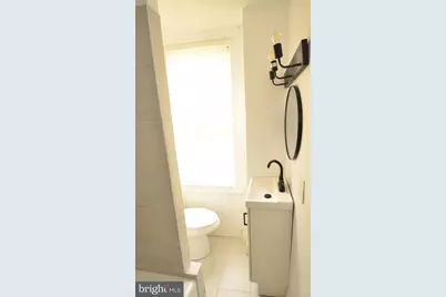 7246 Grays Avenue, Philadelphia, PA 19142 - Photo 10