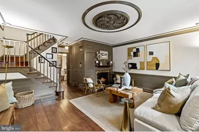 201 Delancey Street, Philadelphia, PA 19106 - Photo 1