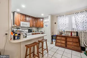 1377 Kennedy St, Philadelphia, PA 19124 - Photo 10