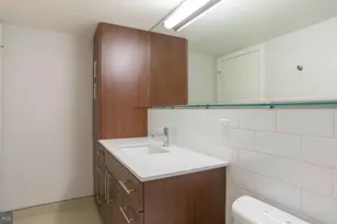2200 Benjamin Franklin Pkwy, Philadelphia, PA 19130 - Photo 8