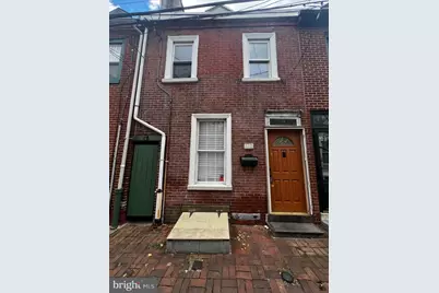 112 Monroe Street, Philadelphia, PA 19147 - Photo 1