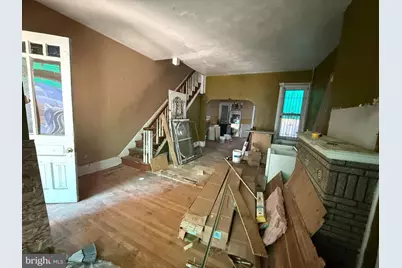 2135 N Van Pelt Street, Philadelphia, PA 19121 - Photo 2
