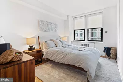 2201 Pennsylvania Ave #918, Philadelphia, PA 19130 - Photo 14