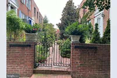 2505 Pine Street, Philadelphia, PA 19103 - Photo 1