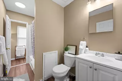 8229 Chelwynde Avenue, Philadelphia, PA 19153 - Photo 28