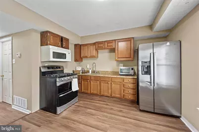 8229 Chelwynde Avenue, Philadelphia, PA 19153 - Photo 10
