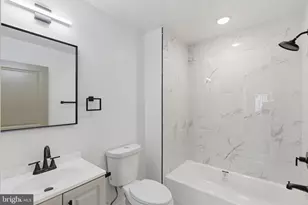 863 N 43rd St, Philadelphia, PA 19104 - Photo 12