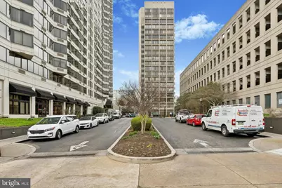 2001 Hamilton Street #420, Philadelphia, PA 19130 - Photo 1