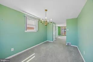3527 Primrose Rd, Philadelphia, PA 19114 - Photo 4