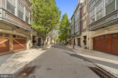 220 Gaskill Street, Philadelphia, PA 19147 - Photo 1