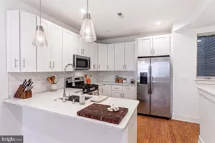 1527 N 7th St, Philadelphia, PA 19122 - Photo 2