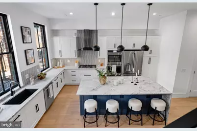 204 Vine St, Philadelphia, PA 19106 - Photo 1