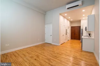 1300 S 19th Street #UNIT 113, Philadelphia, PA 19146 - Photo 2