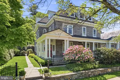 36 E Chestnut Hill Avenue, Philadelphia, PA 19118 - Photo 1