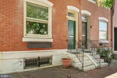 2424 Lombard Street, Philadelphia, PA 19146 - Photo 1