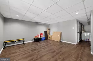 3657 N Hereford Ln, Philadelphia, PA 19114 - Photo 24