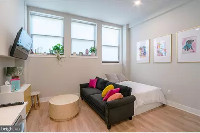 1300 S 19th Street #UNIT 4, Philadelphia, PA 19146 - Photo 4