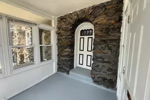 373 E Cliveden St, Philadelphia, PA 19119 - Photo 4