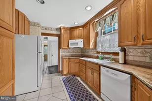 8061 Fairview St, Philadelphia, PA 19136 - Photo 6