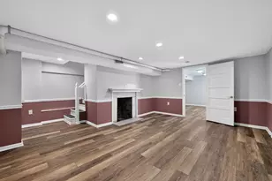 3 Lothian Pl, Philadelphia, PA 19128 - Photo 16