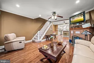 5334 Sylvester St, Philadelphia, PA 19124 - Photo 4