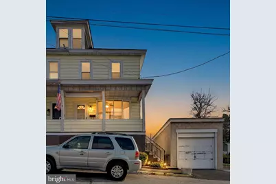 8 N Wolfe Street, Pottsville, PA 17901 - Photo 1