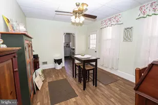 1130 W Norwegian St, Pottsville, PA 17901 - Photo 6
