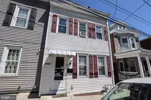 1130 W Norwegian St, Pottsville, PA 17901 - Photo 2