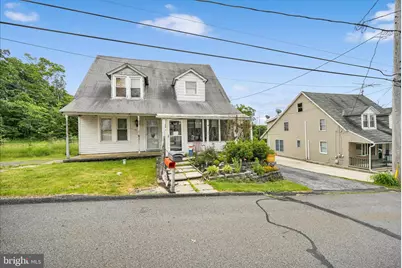 24 Upper Beechwood Avenue, Pottsville, PA 17901 - Photo 1