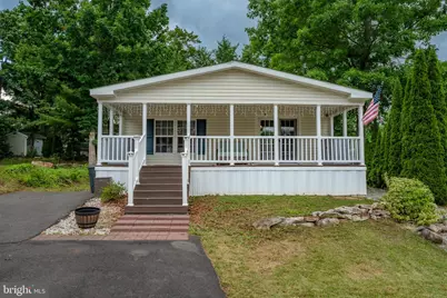 211 Hope Drive, New Ringgold, PA 17960 - Photo 1