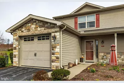 38 N Oakwood Lane, Selinsgrove, PA 17870 - Photo 1