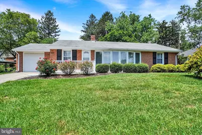 823 Glendale Road, York, PA 17403 - Photo 1