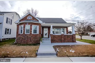328 W Elm Avenue, Hanover, PA 17331 - Photo 1