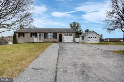 45 Lee Ann Court, Hanover, PA 17331 - Photo 1