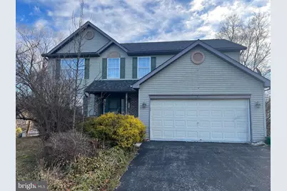 206 Hall Drive, Hanover, PA 17331 - Photo 1