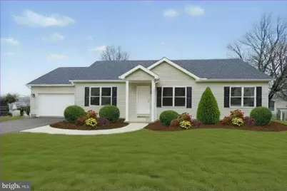35 W Sunset View Street, Spring Grove, PA 17362 - Photo 1