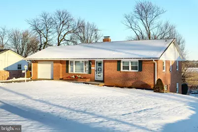 124 Ivy Drive, Red Lion, PA 17356 - Photo 1