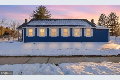 1058 Kelly Drive, York, PA 17404 - Photo 1